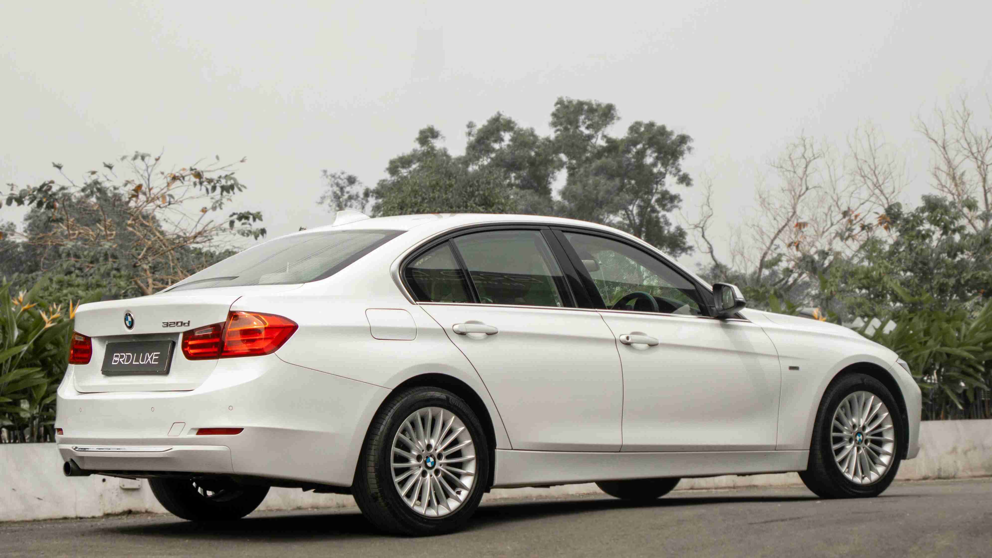 A White BMW 3 Series